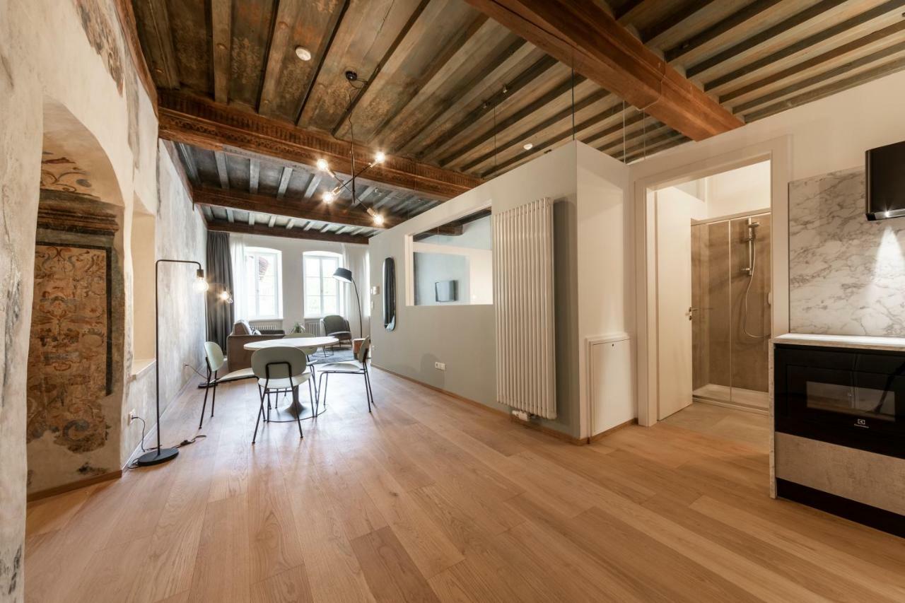 Cooper L Cooper Apartment