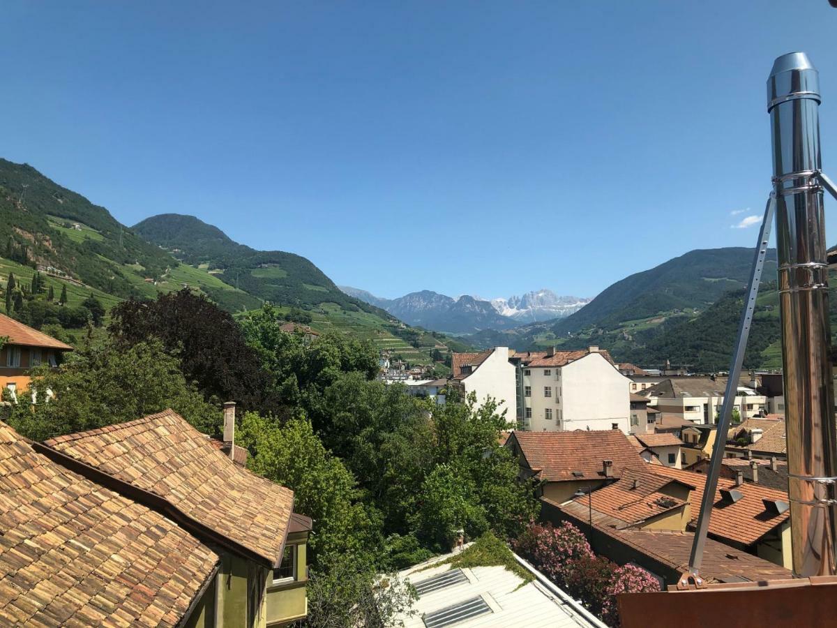 Cooper L Cooper Apartment Bozen